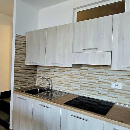 بيت للعطل Resident Albachiara, Your Oasis In